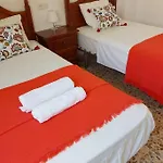 Spacious Flat 100m From Beach-nerja-spain