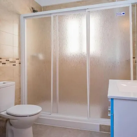 Lägenhet Spacious Flat 100m From Beach-nerja-spain