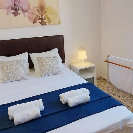 Lägenhet Spacious Flat 100m From Beach-nerja-spain *