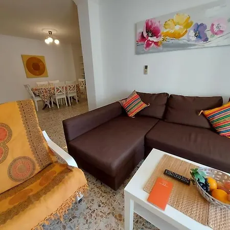 Spacious Flat 100m From Beach-nerja-spain Apartman