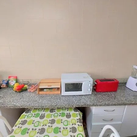 Spacious Flat 100m From Beach-nerja-spain Apartamento *