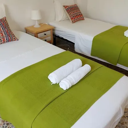 Spacious Flat 100m From Beach-nerja-spain Apartman