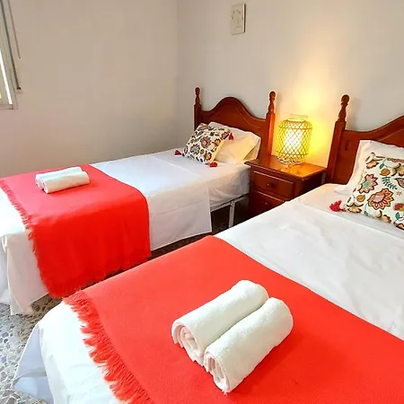 Apartamento Spacious Flat 100m From Beach-nerja-spain Nerja