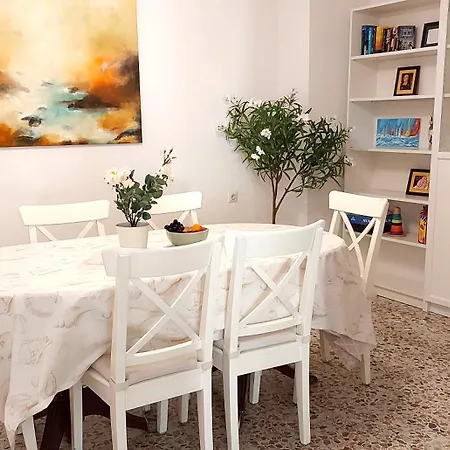 Spacious Flat 100m From Beach-nerja-spain Apartamento *
