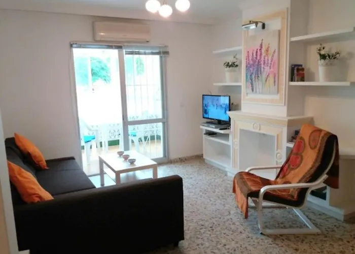 Spacious Flat 100m From Beach-nerja-spain *