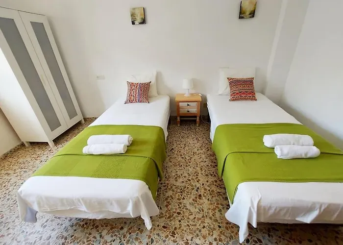 Апартаменты Spacious Flat 100m From Beach-nerja-spain