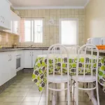 Spacious Flat 100m From Beach-nerja-spain
