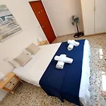Spacious Flat 100m From Beach-nerja-spain Apartament *