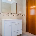 Spacious Flat 100m From Beach-nerja-spain Apartament Nerja