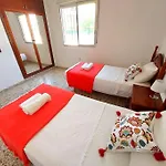 Spacious Flat 100m From Beach-nerja-spain Apartament *